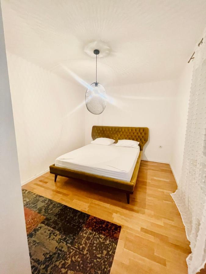 Ferienwohnung Ferhadija Lounge Sarajevo Exterior foto